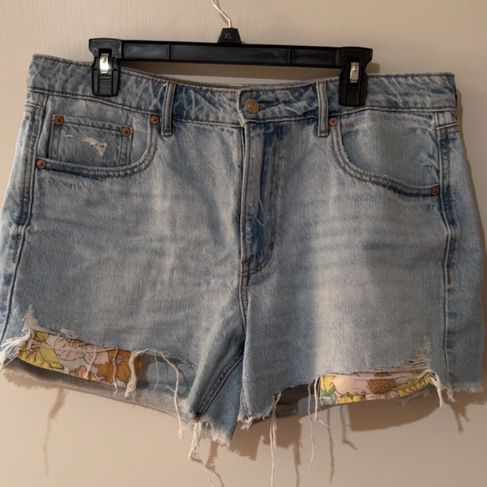 American Eagle Light Blue Jean Shorts with Floral Lining